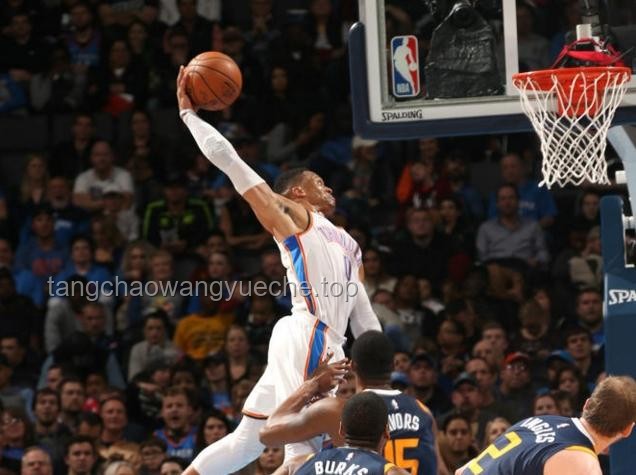 森林狼42分大胜雷霆：NBA西部决赛的新格局与行业洞察