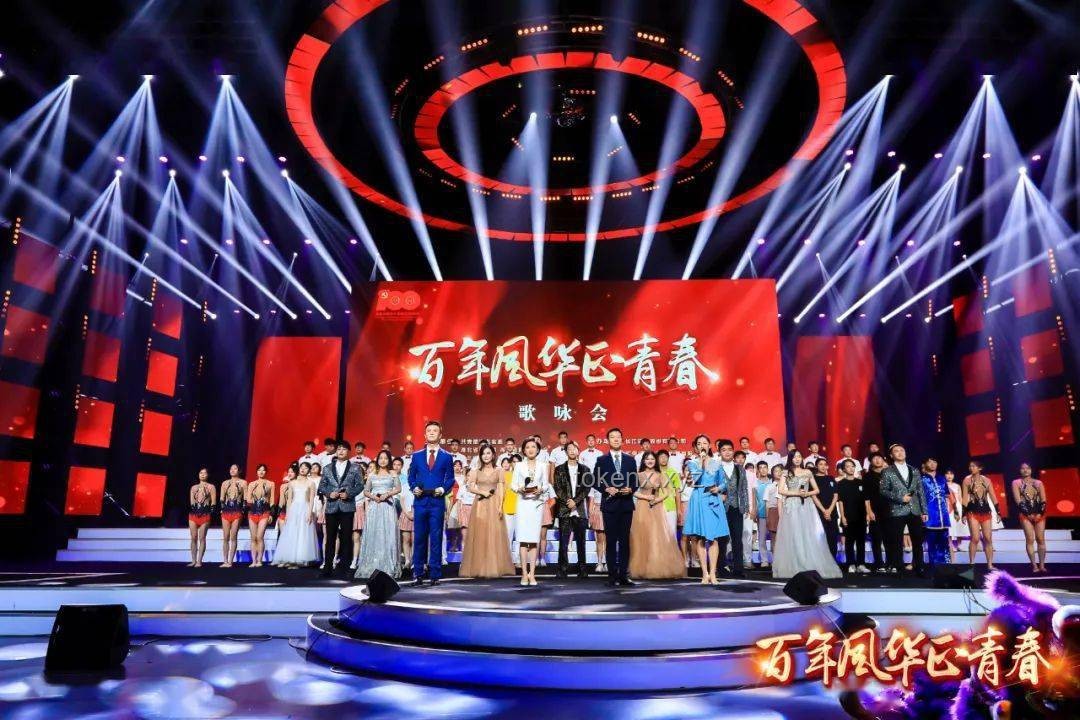 「加冠礼」演唱会燃爆海口：时代少年团引领演艺经济新热潮 🎤,演唱会经济,文旅融合,市场趋势,青年消费