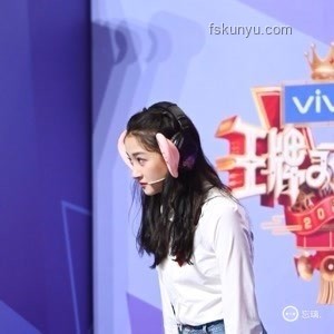 明星教育影响力趋势：以关晓彤高考采访为例