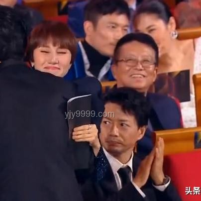 黄晓明新电影撤档后体重管理解决方案