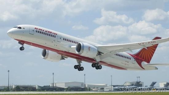 印度航空客机坠毁事件解析：242人生还几率探讨