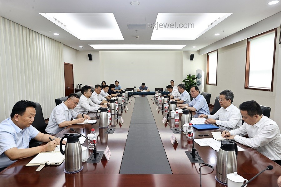 国家铁路局局长费东斌被查：深度解析与影响展望