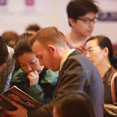美国无理由暂停签证面谈案例研究