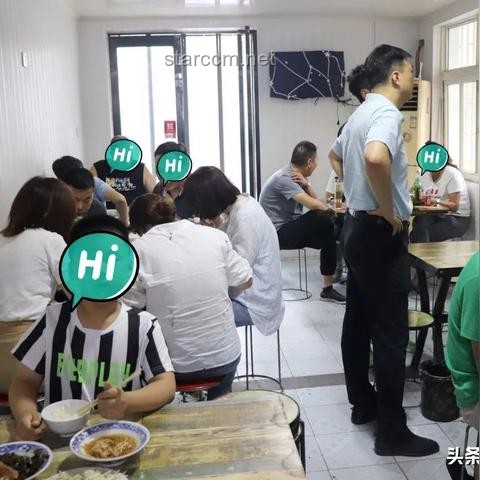**腐乳VS方便面调料：现代食品科技下的鲜味对决**