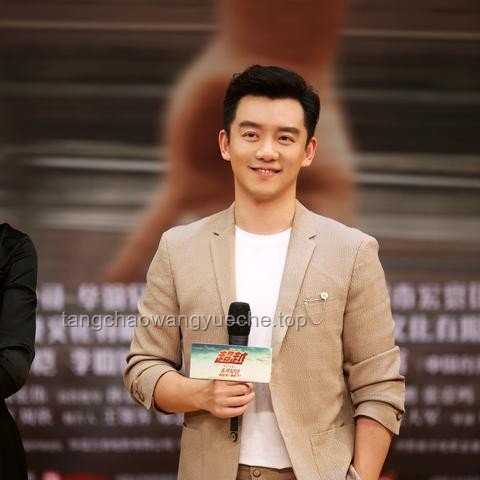 李昀锐一晚跑丢四个摄像：娱乐综艺中的体育生实力展现与行业趋势