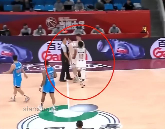 如何理性评价篮球GOAT争议及球员比较
