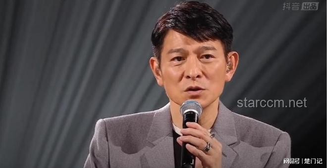 李连杰与刘德华入驻抖音对比分析