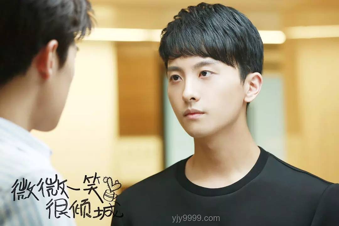 李昀锐孟子义再演《微微一笑很倾城》，演技进阶之旅