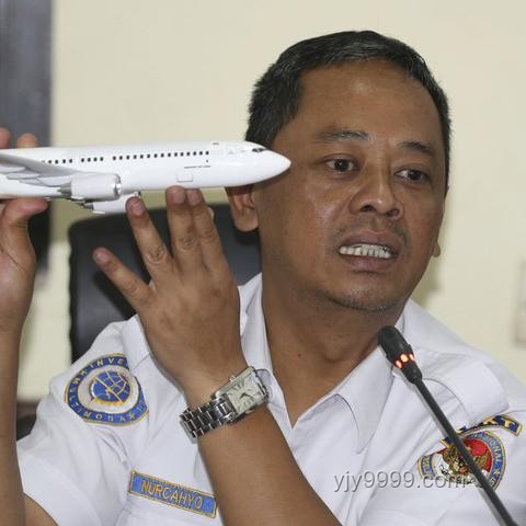 印空难幸存奇迹：逃生瞬间与航空安全新审视